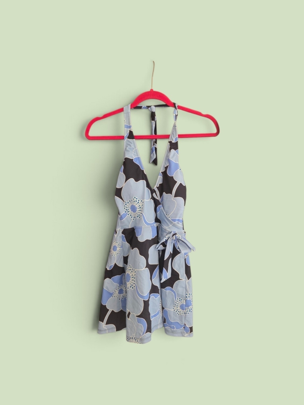 Women Draper James Blue Floral Halter Skirted Swimsuit Size Small Swim FLAW NWT